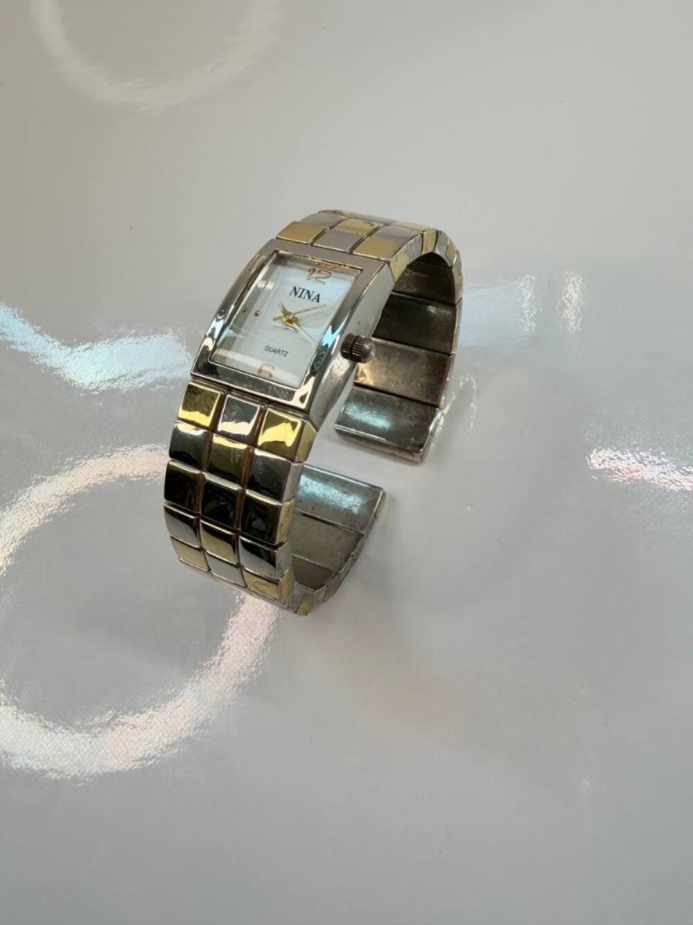 Vintage NINA Quartz Women’s Watch – Silver Tone – Japan Movement - Picture 13 of 14